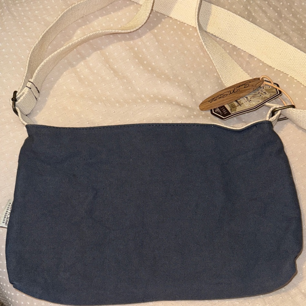 Shoulder Bag - Picture 3 of 4
